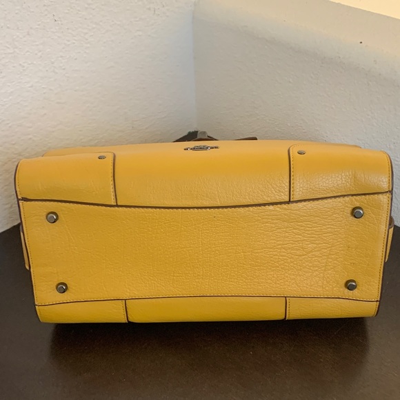 NWT Coach Leather Mercer 30 Mustard Leather Satchel. - Picture 12 of 12